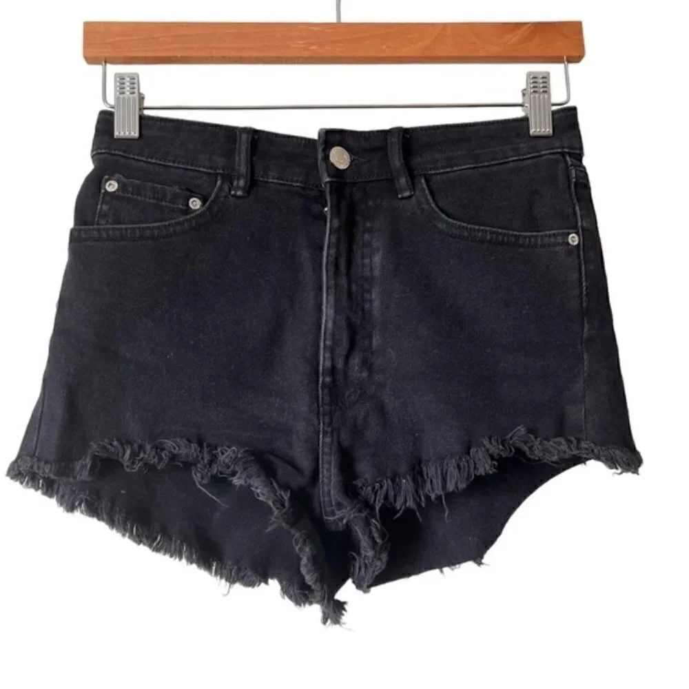 Zara High-Waisted Mom Fit Denim Shorts Size 4